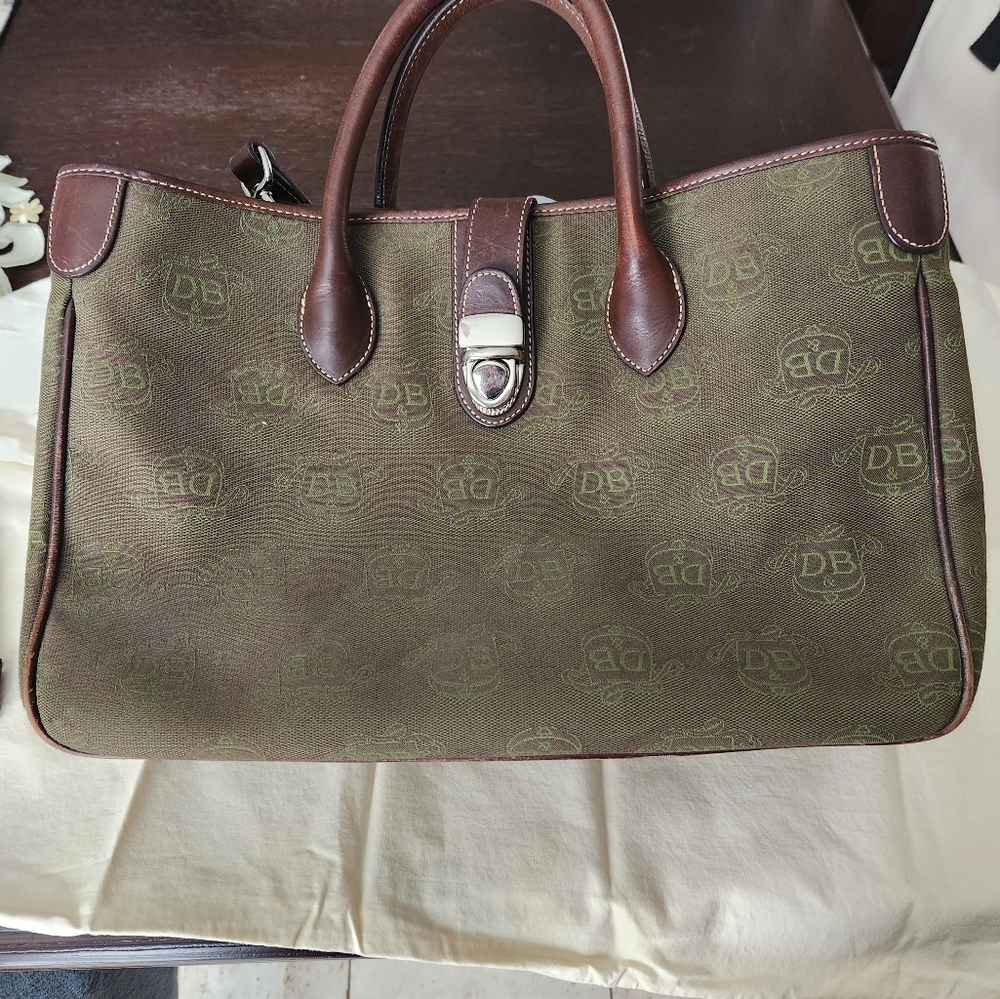 Dooney and Bourke Tote Bag